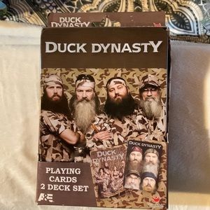 NIB DUCK DYNASTY 2 DECK SET OF PLAYING CARDS
